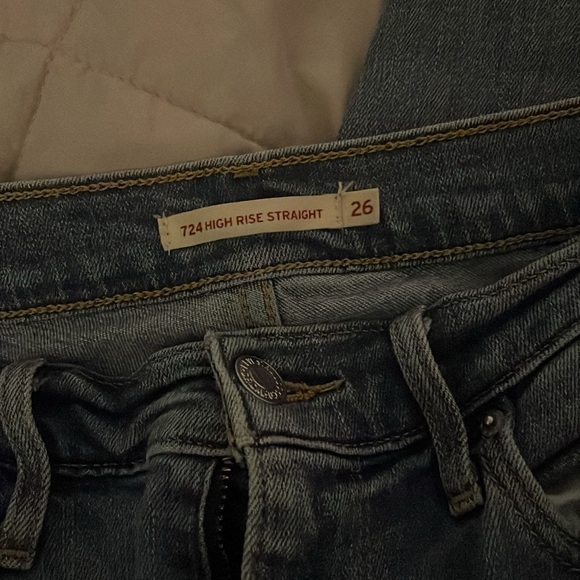 Levi’s High Rise Straight Leg Ripped Jeans - Picture 3 of 4